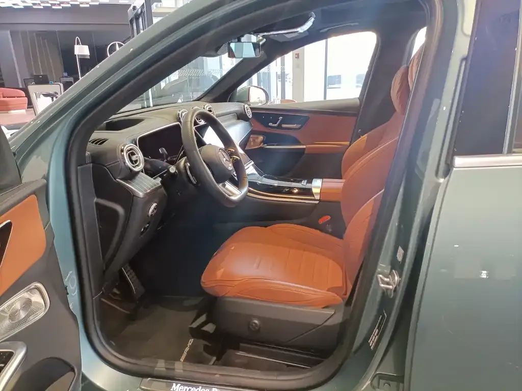 Mercedes-Benz GLC 2024 из CN, фото 3
