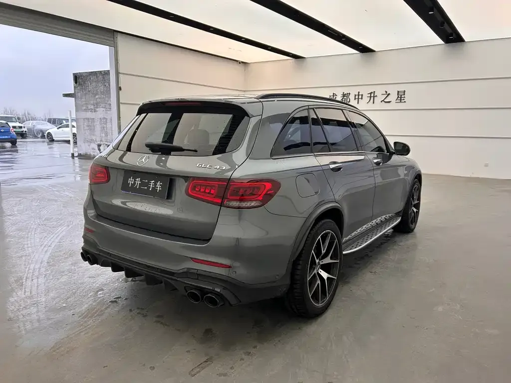 Mercedes-Benz GLC AMG — фото 8