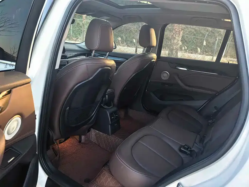 BMW X1 2022 из CN, фото 6