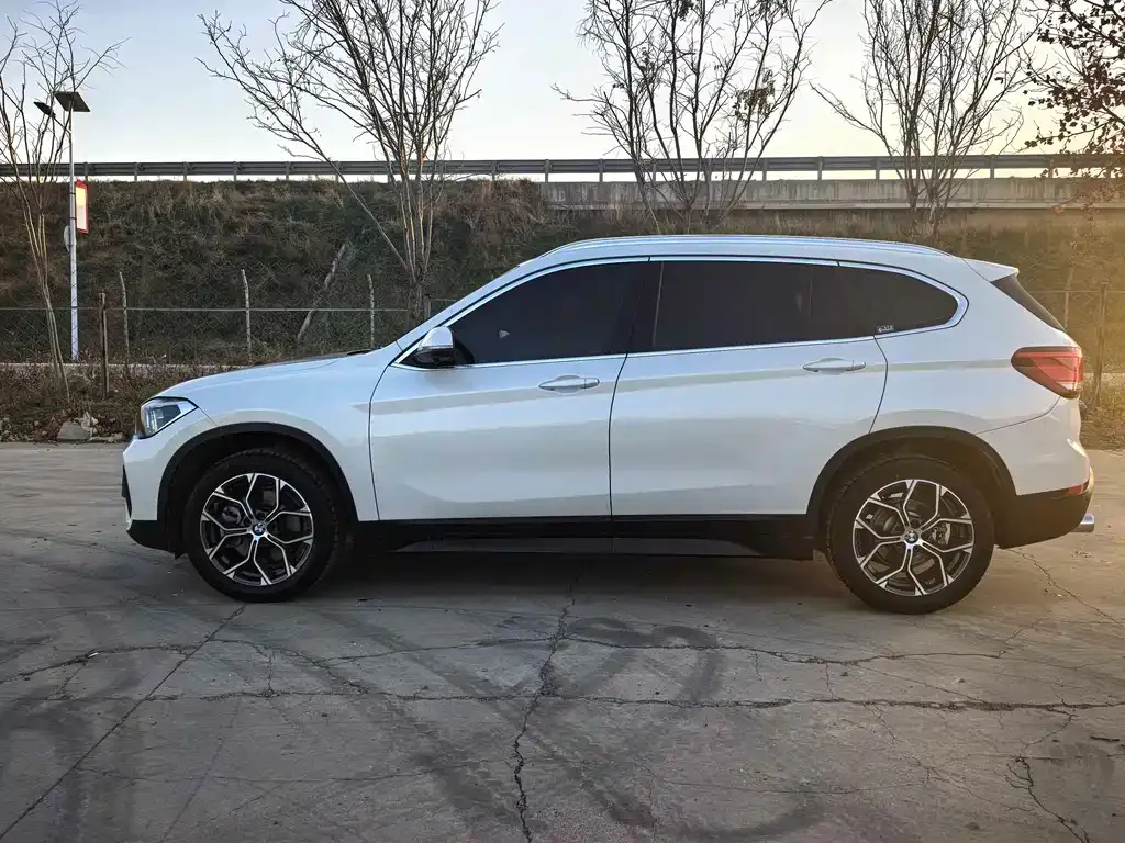 BMW X1 2022 из CN, фото 7
