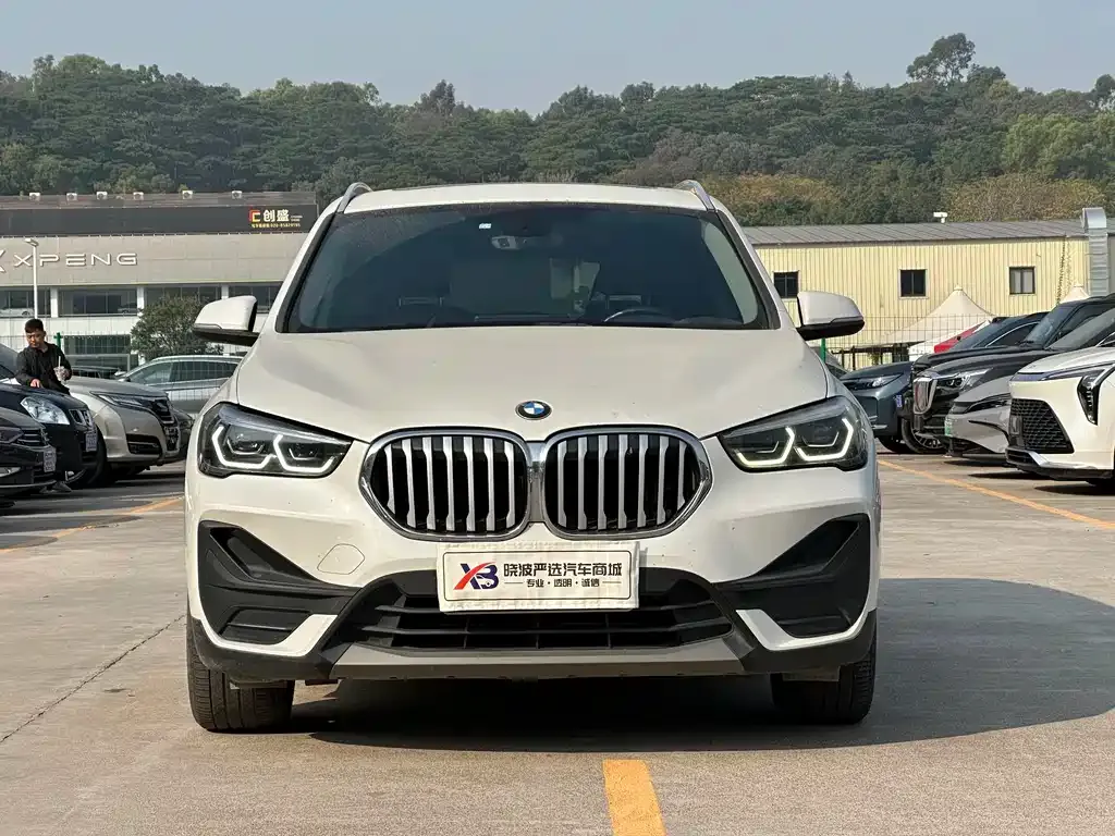 BMW X1 2021 из CN, фото 3