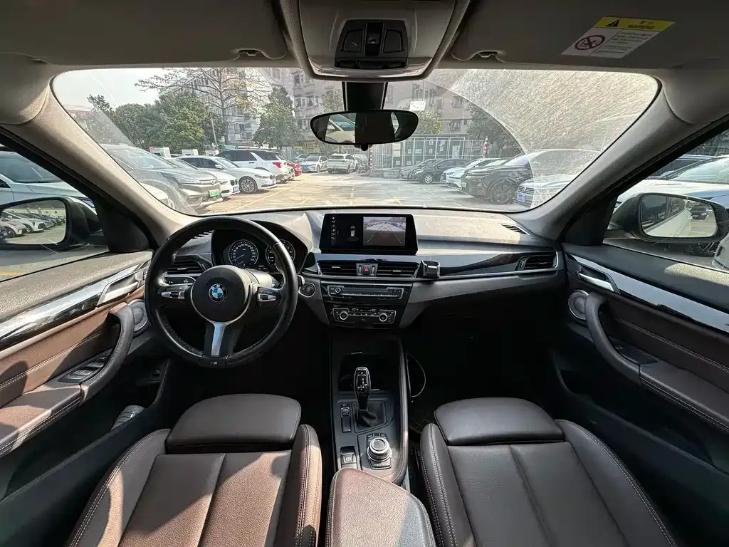 BMW X1 2021 из CN, фото 8