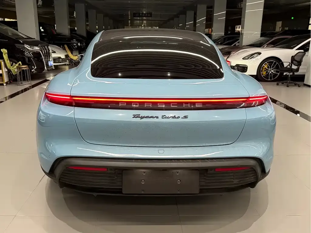 Porsche Taycan 2024 из CN, фото 4