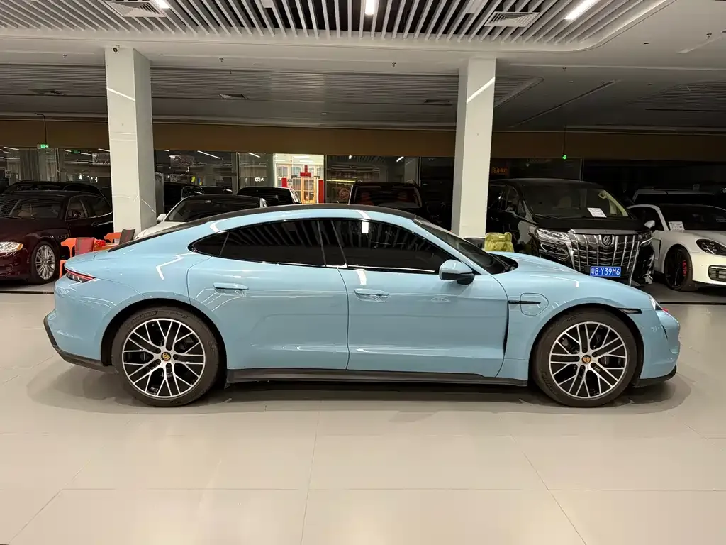 Porsche Taycan 2024 из CN, фото 8