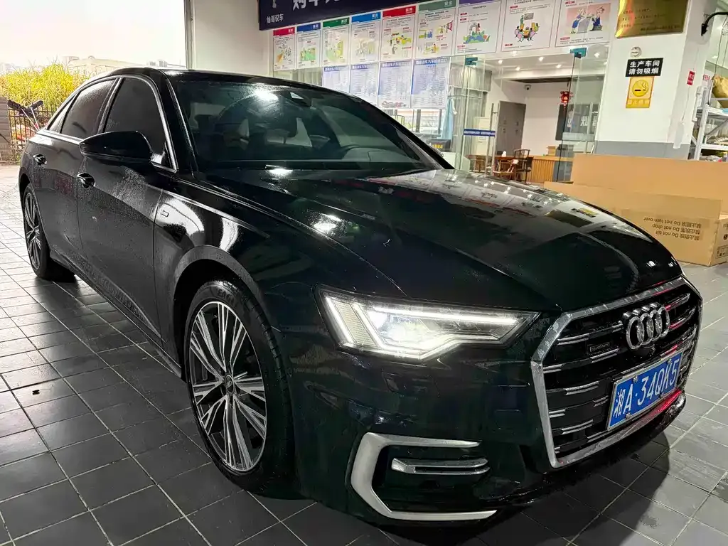 Audi A6L — фото 6