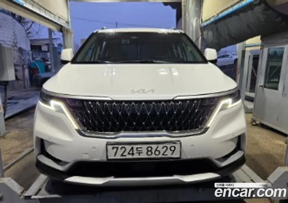 Kia Carnival 2023 из KR, фото 2