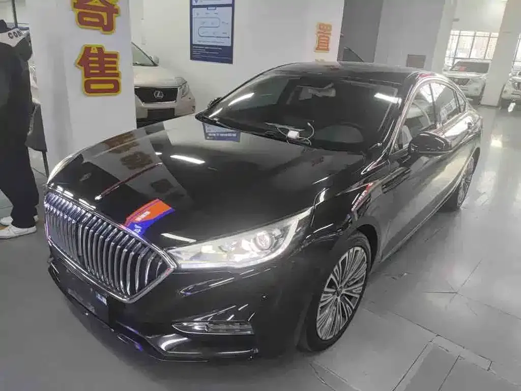 Hongqi H5 — фото 1