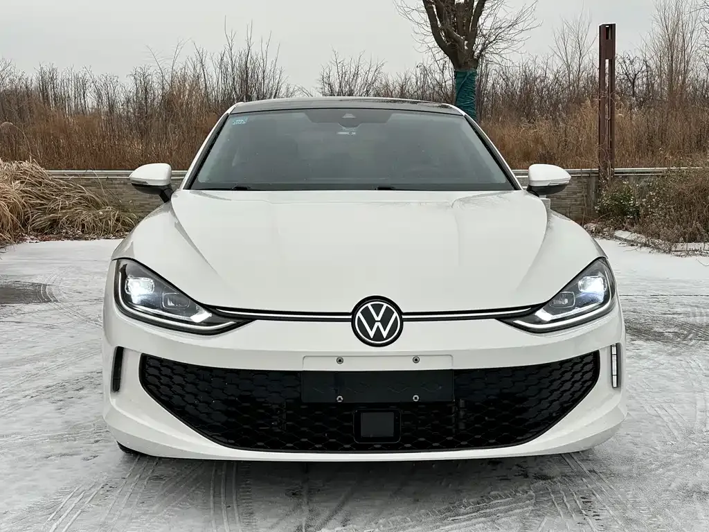 Volkswagen Lamando 2023 из CN, фото 8