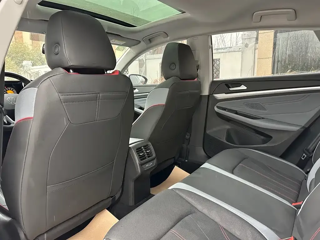 Volkswagen Lamando 2023 из CN, фото 4