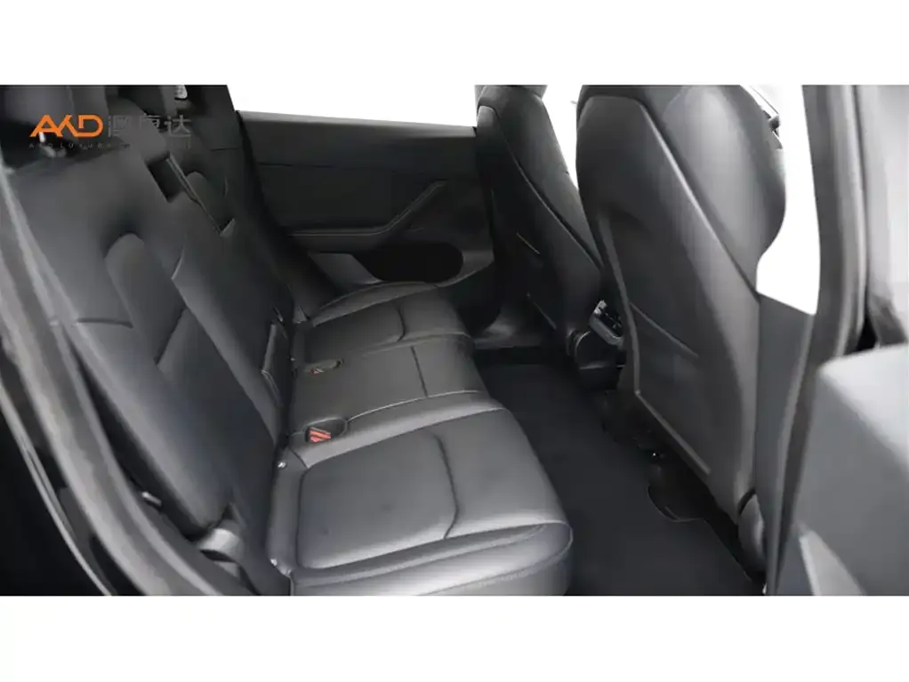 Tesla Model Y 2024 из CN, фото 8