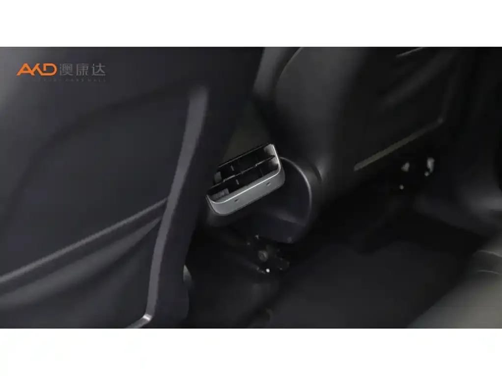Tesla Model Y 2024 из CN, фото 6