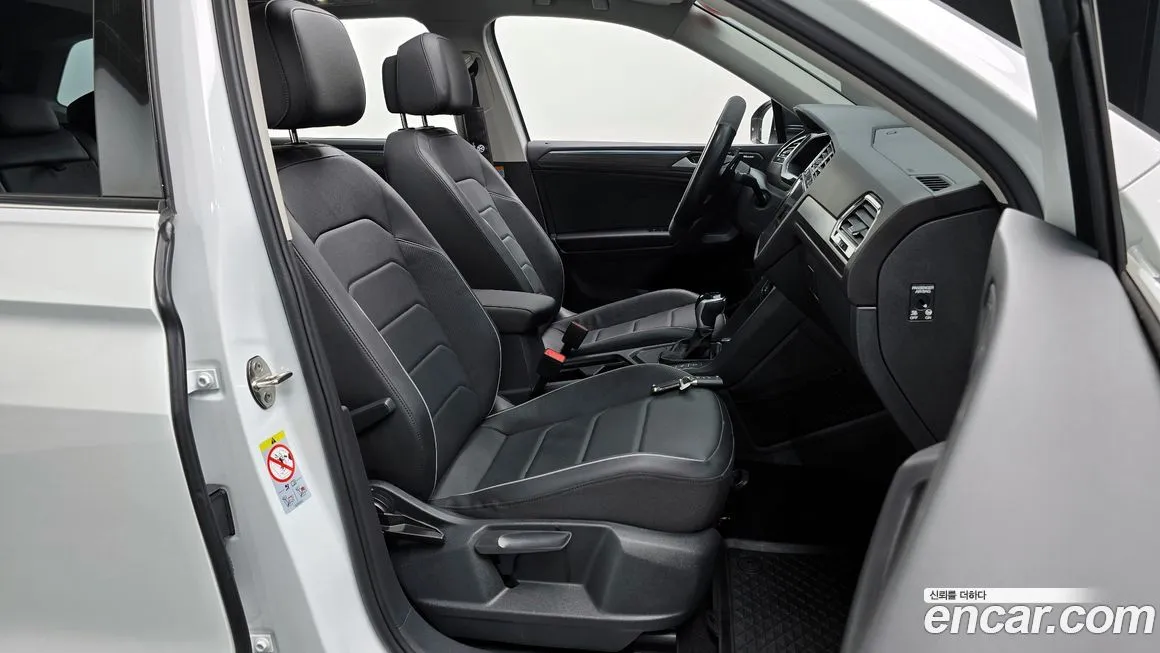 Volkswagen Tiguan — фото 5