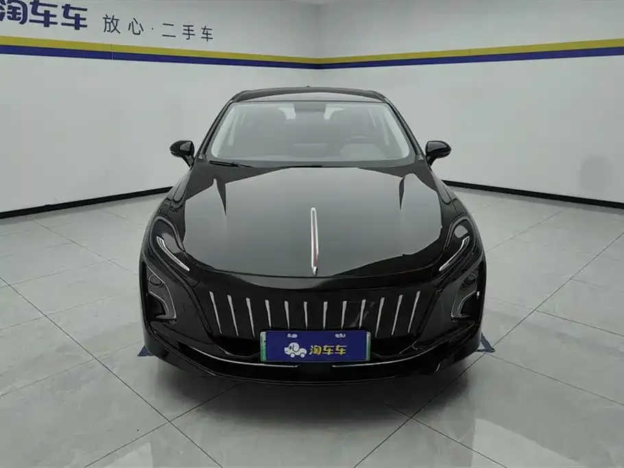 Hongqi E-QM5 — фото 4