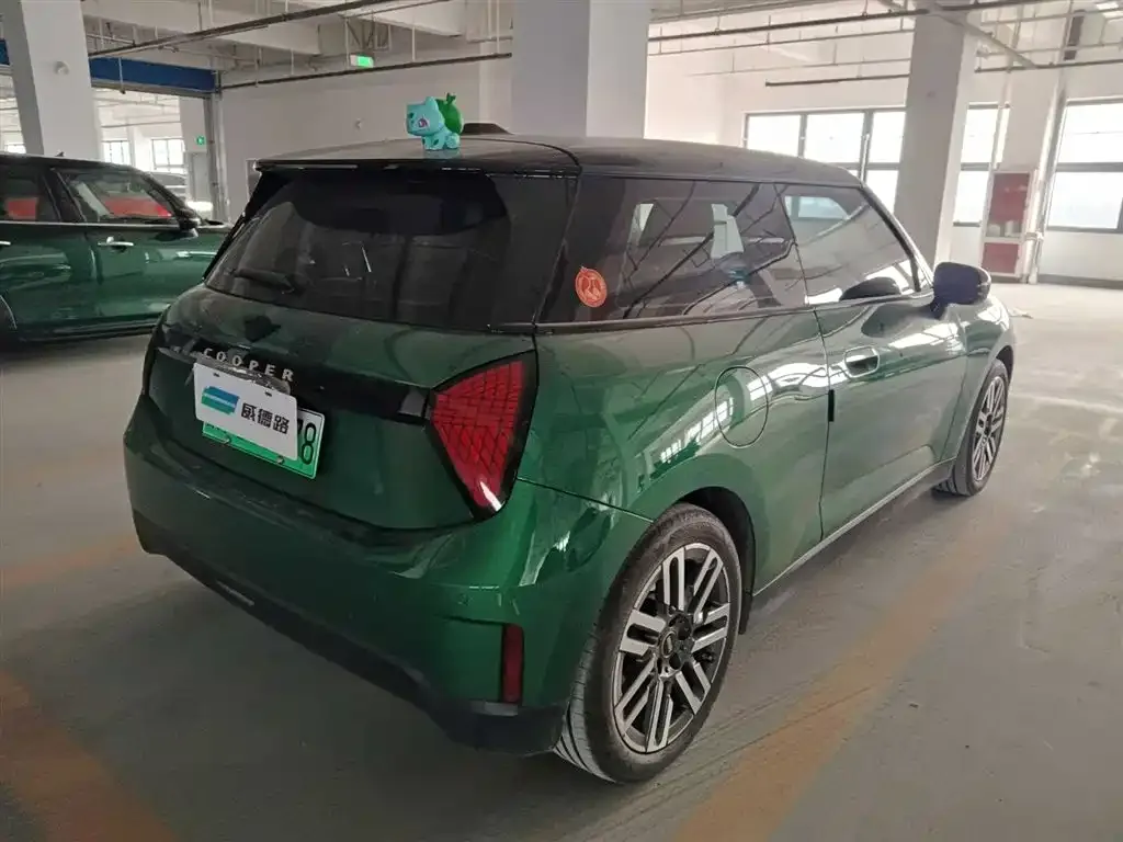 MINI Cooper EV 2024 из CN, фото 3