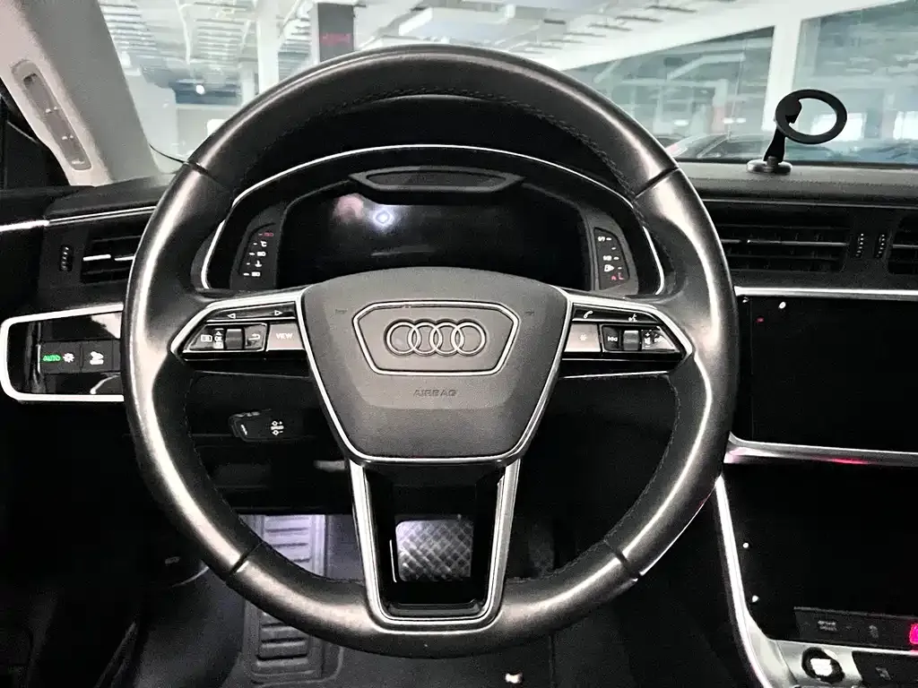 Audi A7 — фото 10