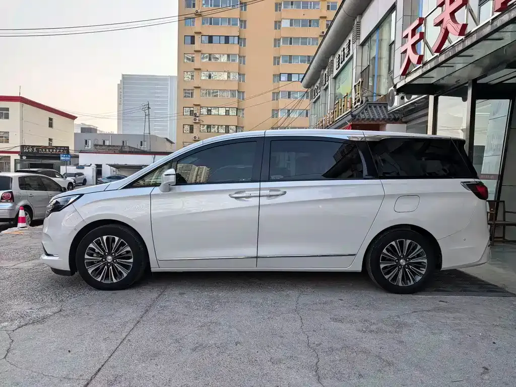Buick GL8 2021 из CN, фото 9