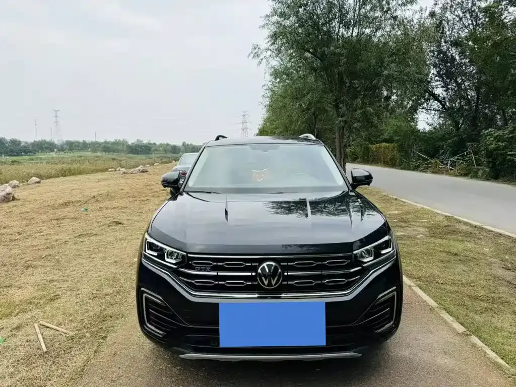 Volkswagen GTE PHEV 2021 из CN, фото 1