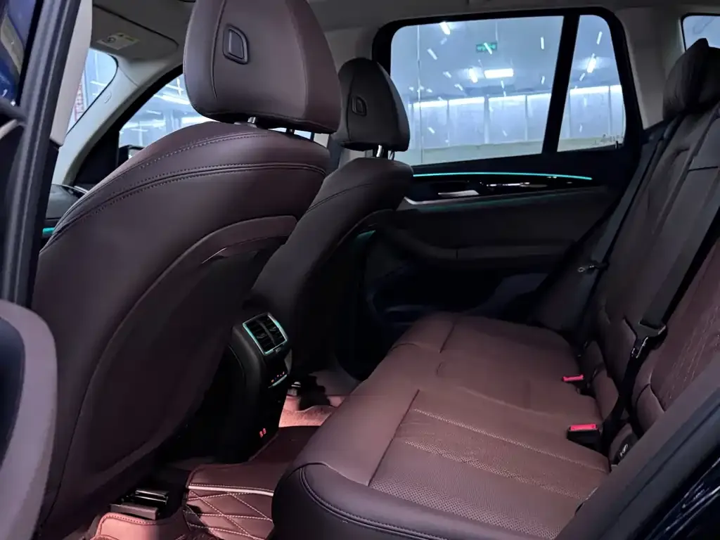 BMW X3 2024 из CN, фото 9