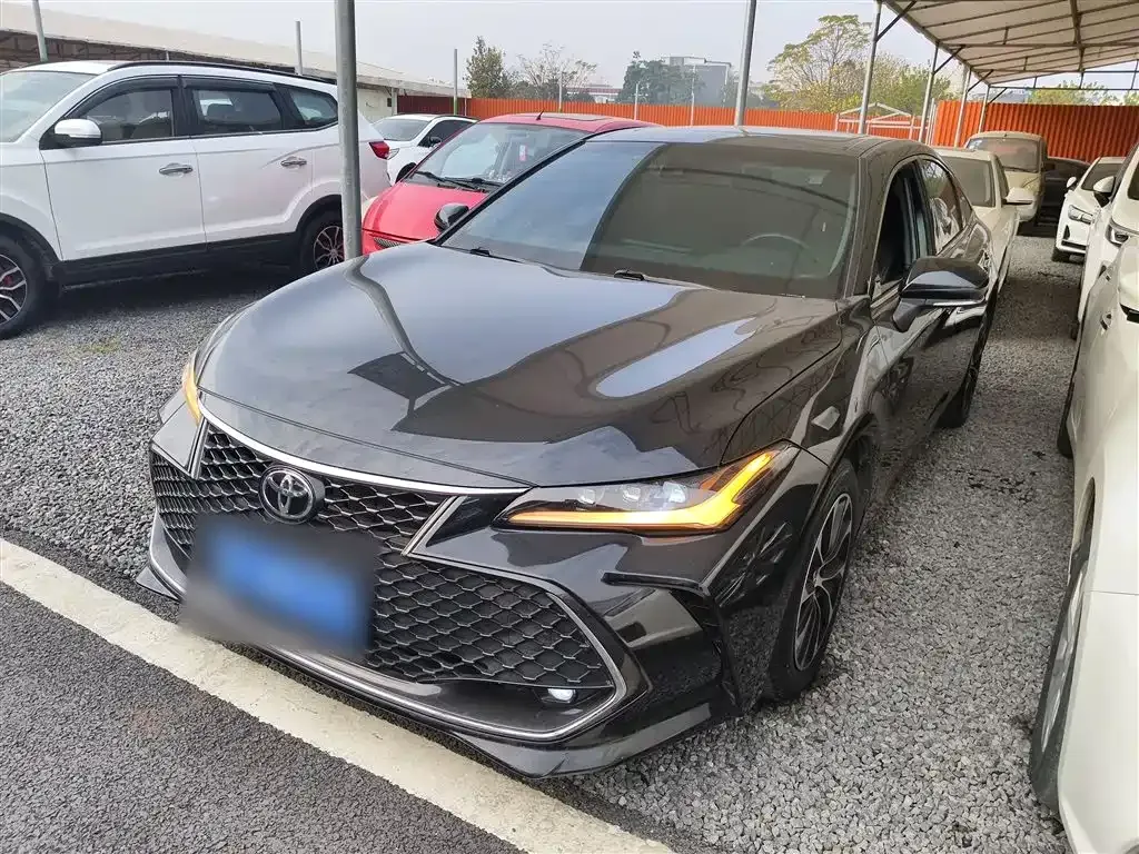 Toyota Avalon — фото 10
