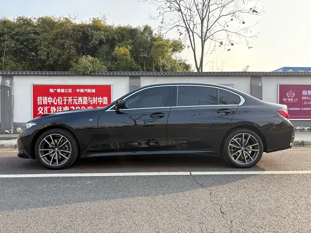 BMW 3 Series 2023 из CN, фото 7