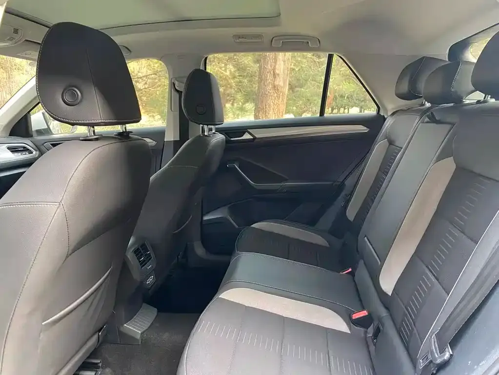 Volkswagen T-Roc 2021 из CN, фото 3