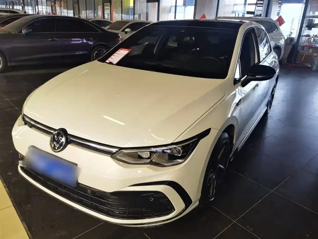 Volkswagen Golf 2022 из CN, фото 1