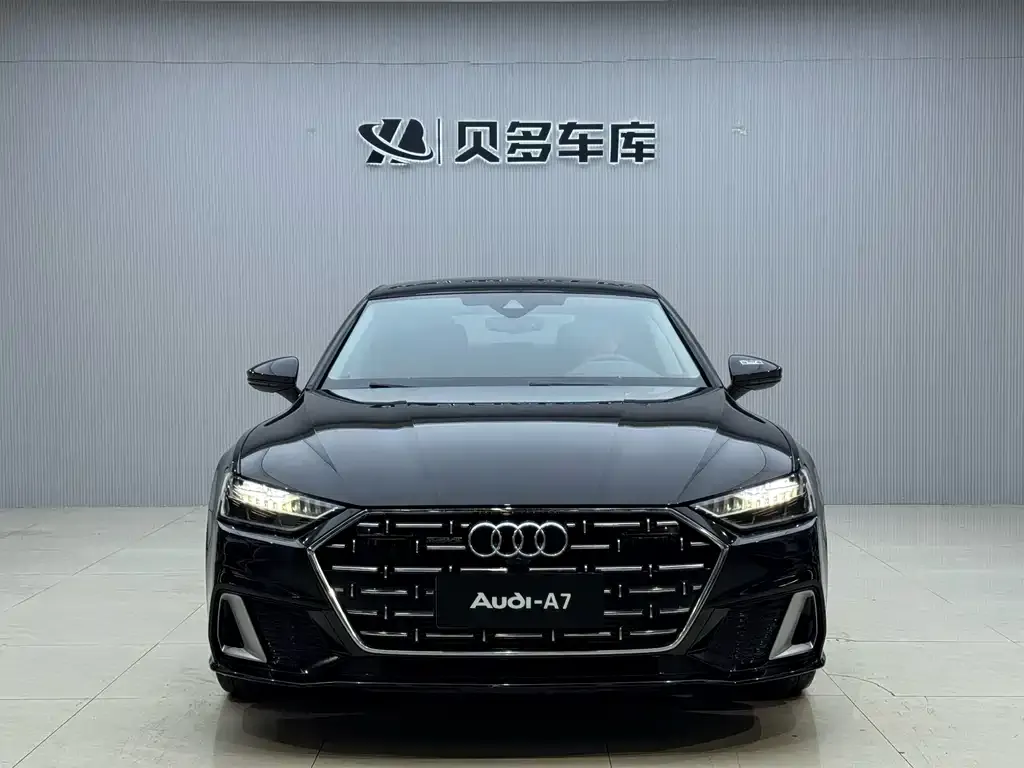Audi A7L 2023 из CN, фото 2