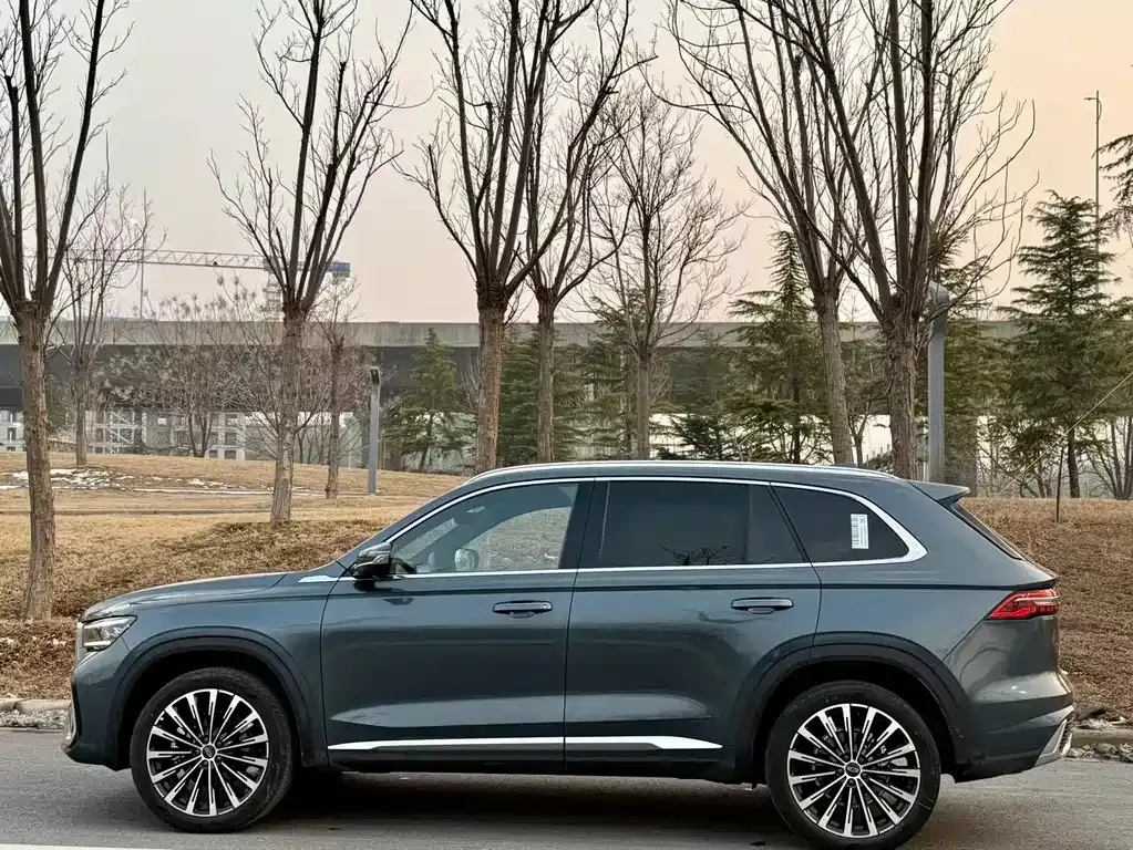 Geely Xingyue L — фото 9