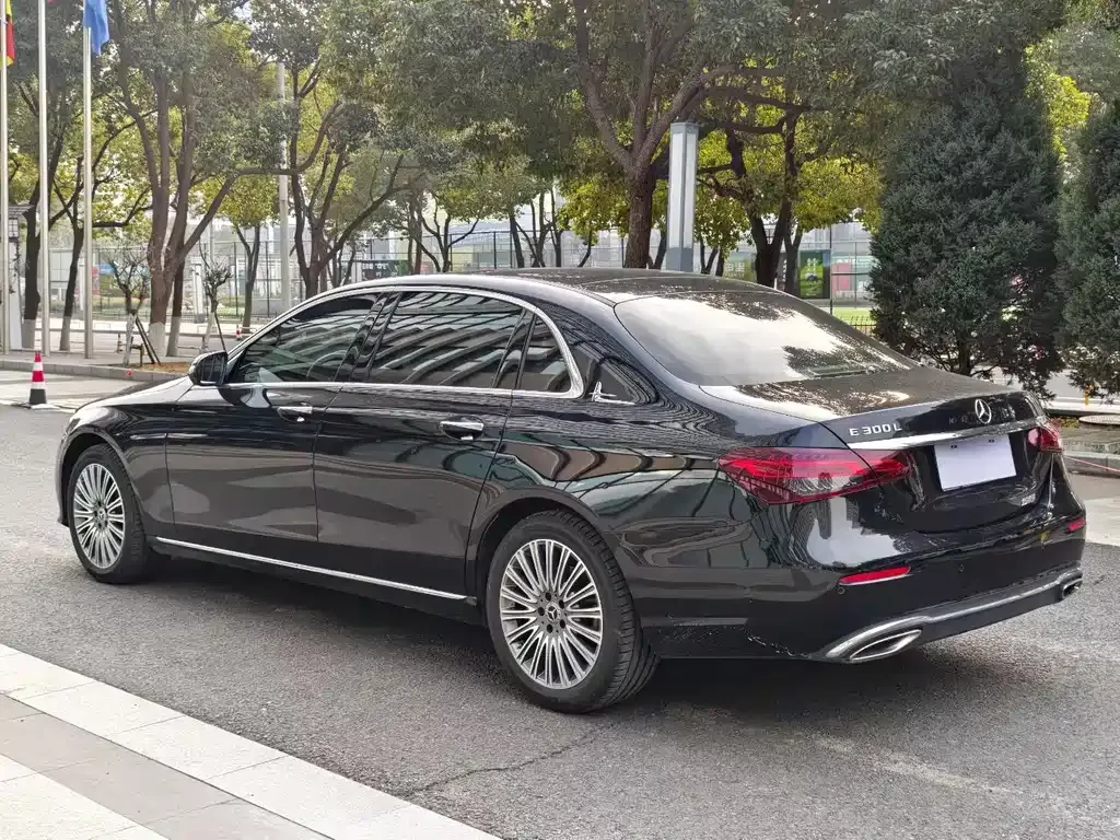 Mercedes-Benz E-Class 2021 из CN, фото 3