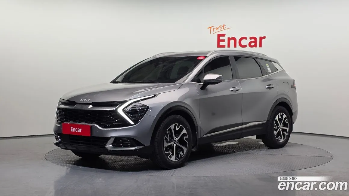 Kia Sportage — фото 1
