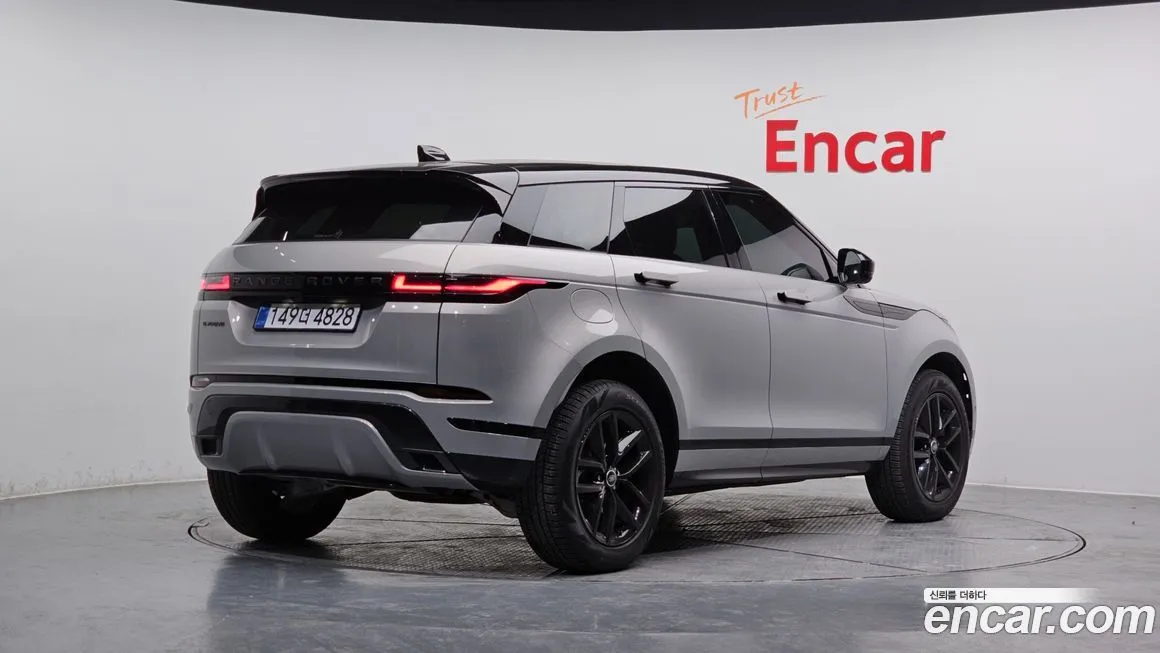 Land Rover Range Rover Evoque 2026 из KR, фото 3