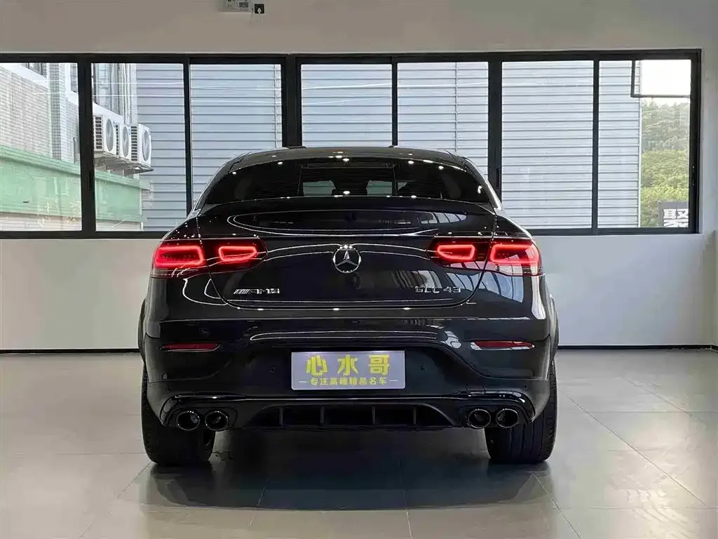 Mercedes-Benz GLC Coupe AMG — фото 6