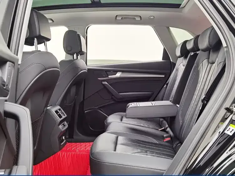 Audi Q5L 2023 из CN, фото 10