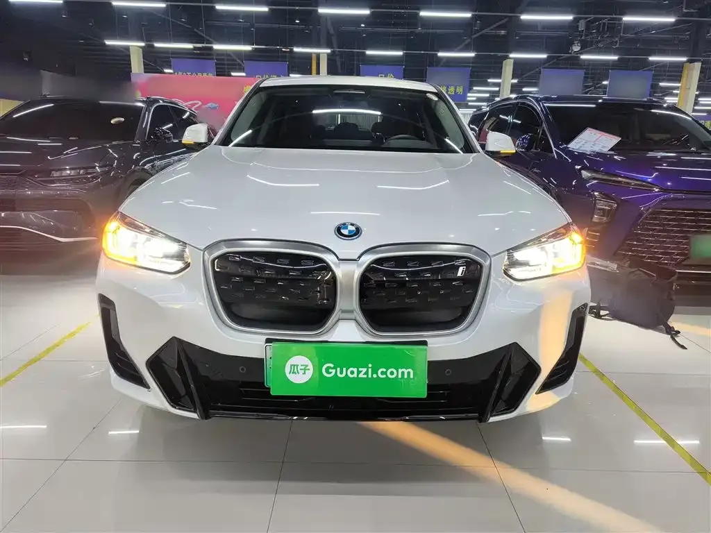 BMW iX3 2024 из CN, фото 3