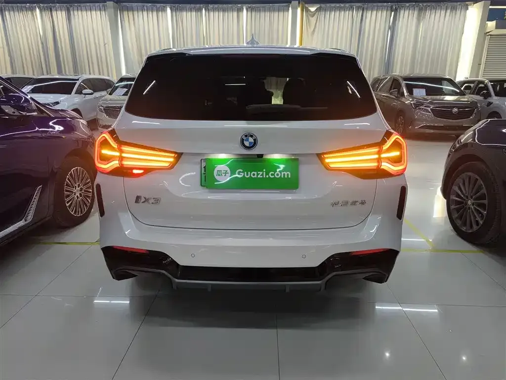 BMW iX3 2024 из CN, фото 2