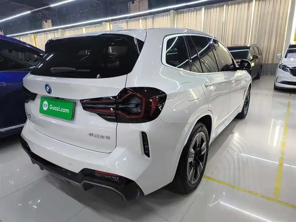 BMW iX3 2024 из CN, фото 6