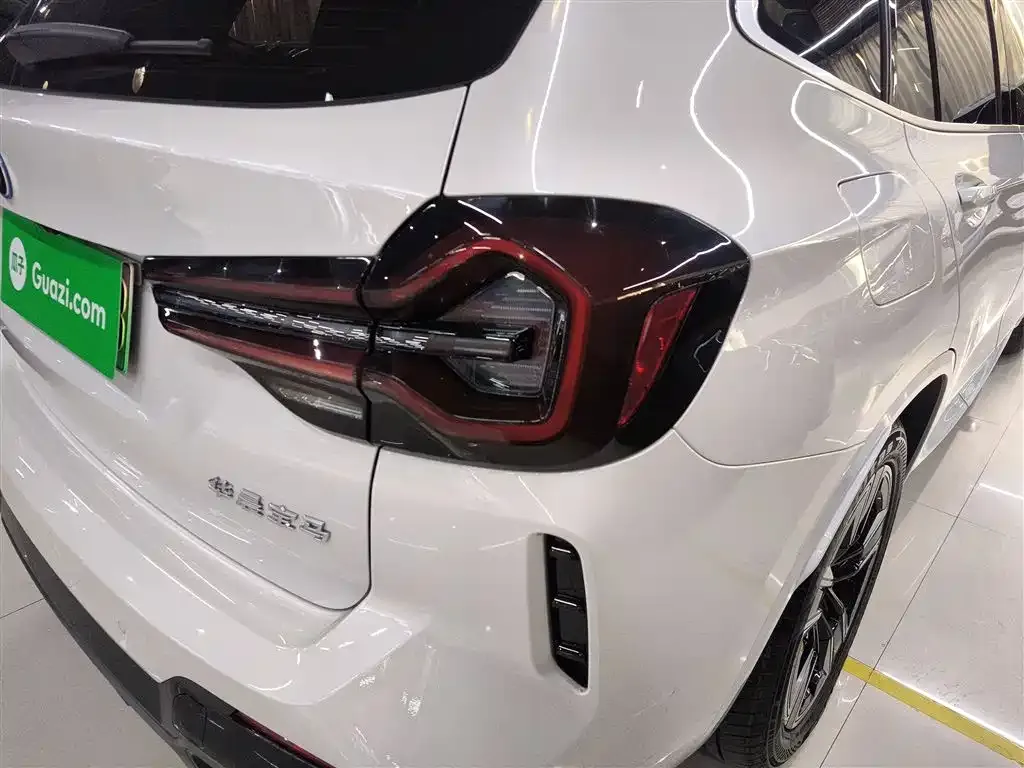 BMW iX3 2024 из CN, фото 7