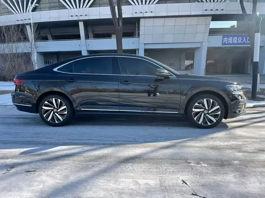 Volkswagen Passat 2024 из CN, фото 4