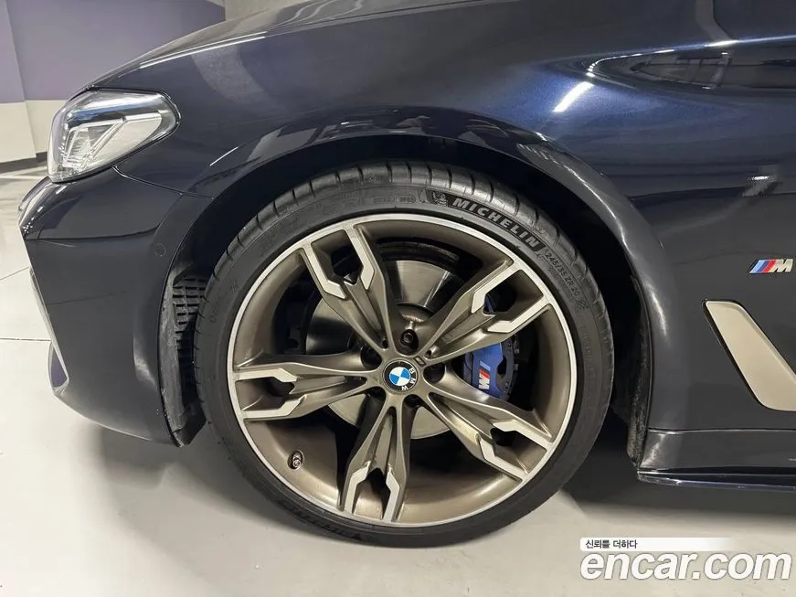 BMW 5-Series 2023 из KR, фото 8