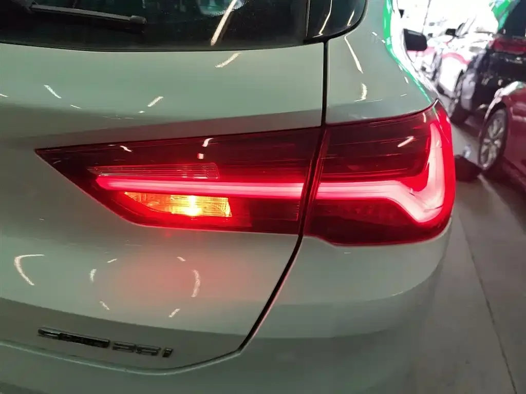 BMW X2 2023 из CN, фото 2