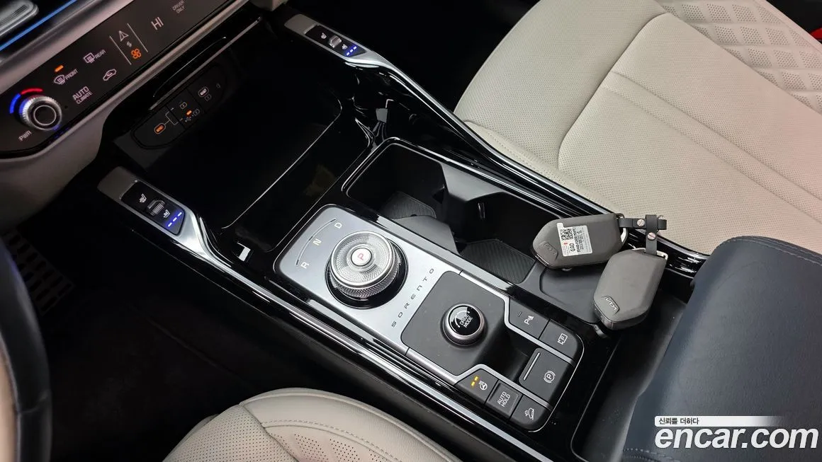 Kia Sorento — фото 7