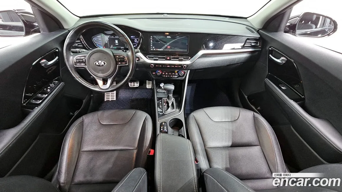 Kia Niro — фото 10