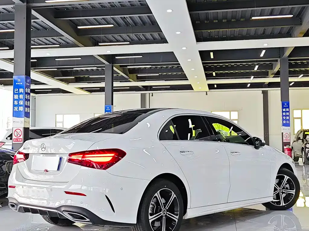 Mercedes-Benz A-Class 2024 из CN, фото 9