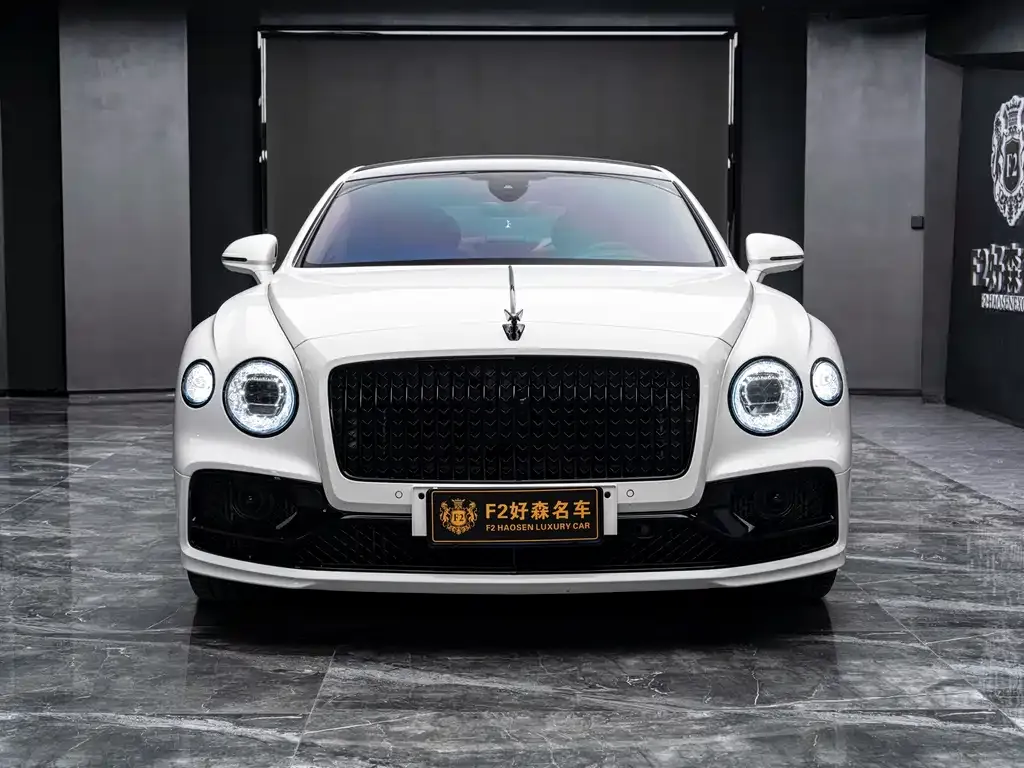 Bentley Flying Spur 2024 из CN, фото 5