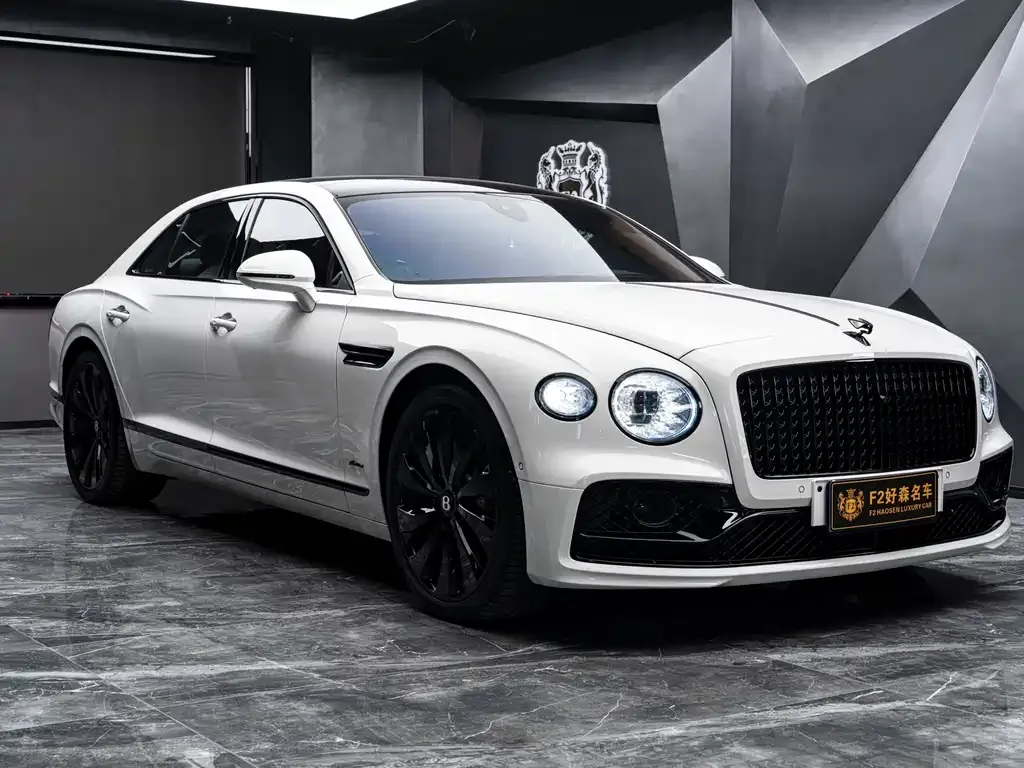 Bentley Flying Spur 2024 из CN, фото 8