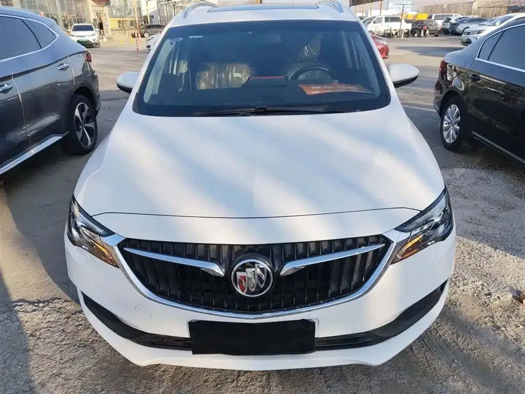 Buick GL6 2022 из CN, фото 4