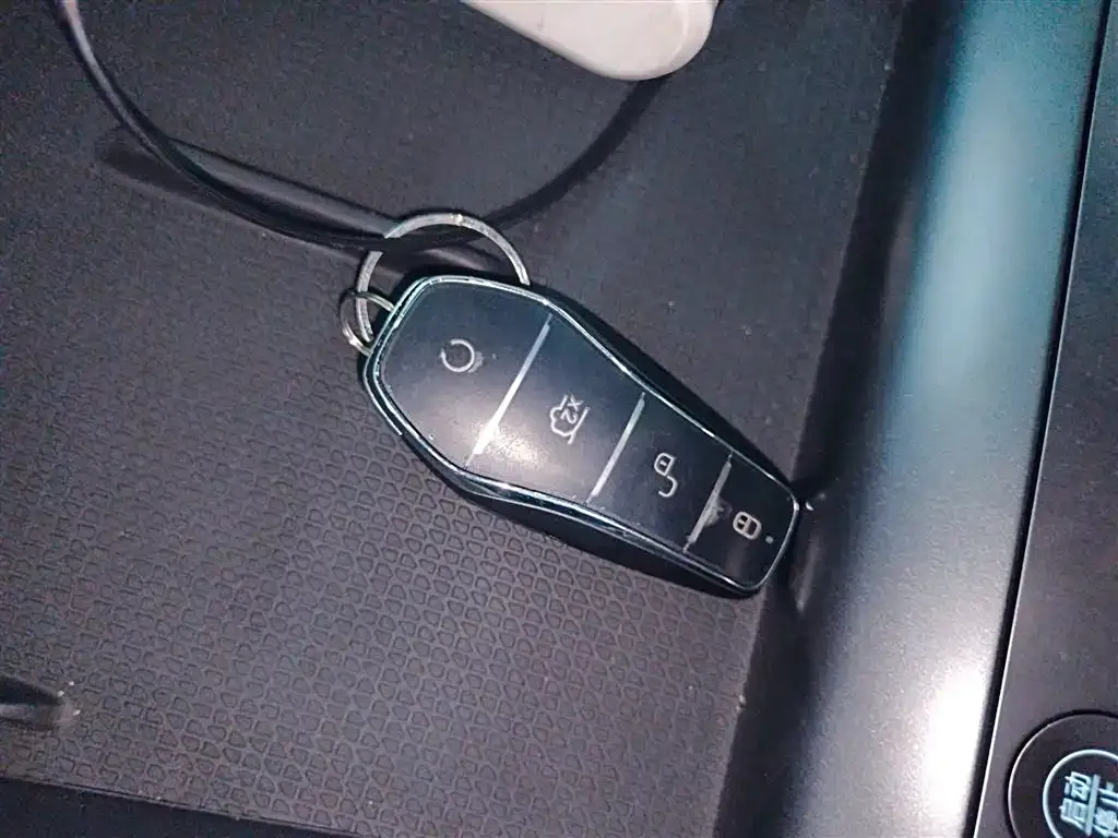 BYD Qin L 2025 из CN, фото 5