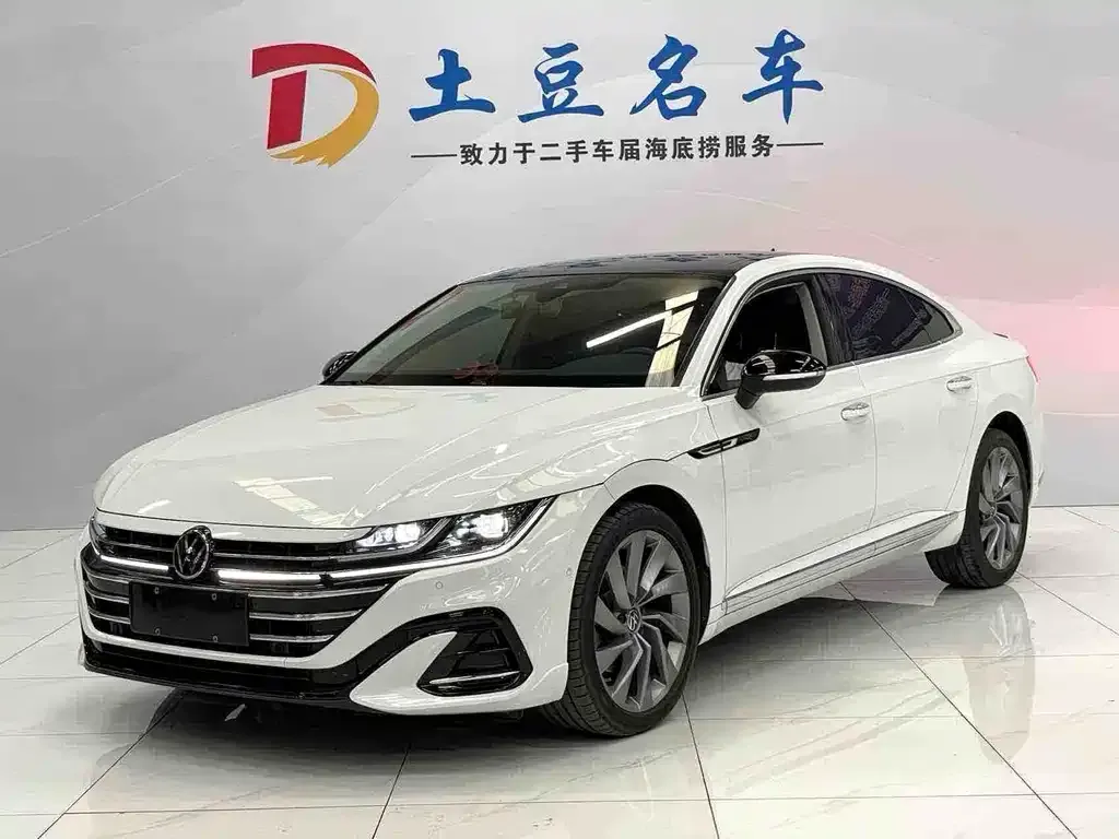Volkswagen CC 2022 из CN, фото 1