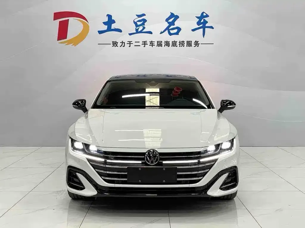 Volkswagen CC 2022 из CN, фото 4