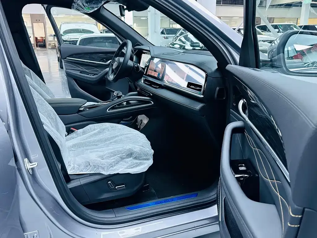 Geely Xingyue L 2026 из CN, фото 3